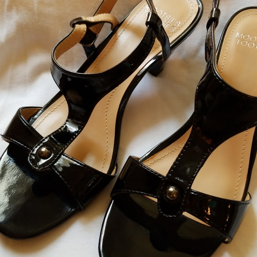 Classic Black sandals